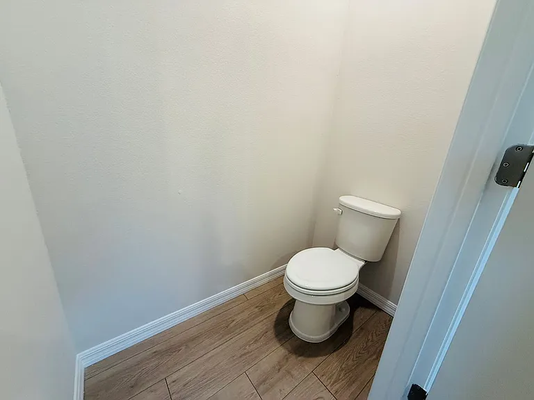 11937 Kingsley Trl — Photo 29