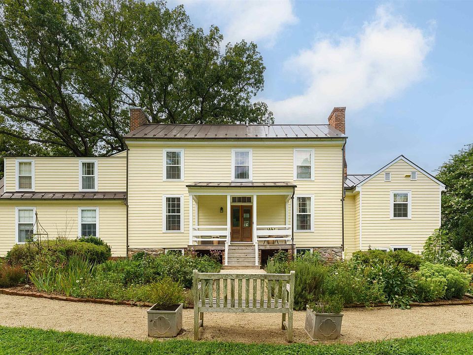 1st image of 297 Shiloh Loop