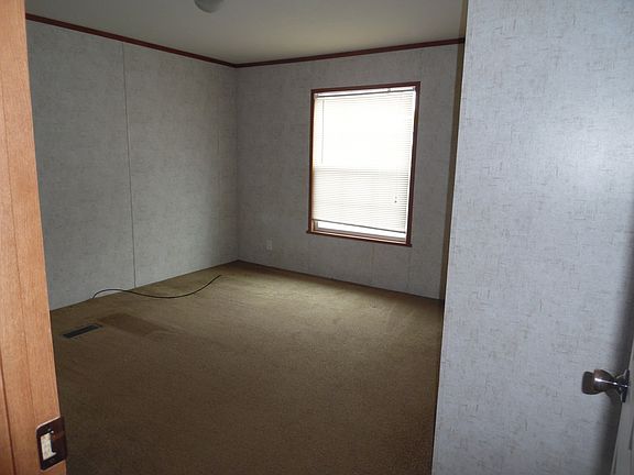 4th image of 6500 Division Ave S #92