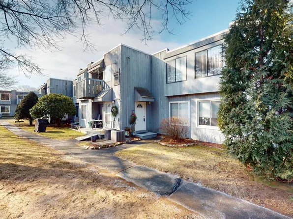 13 Cedar Court #C, East Haven, CT 06513
