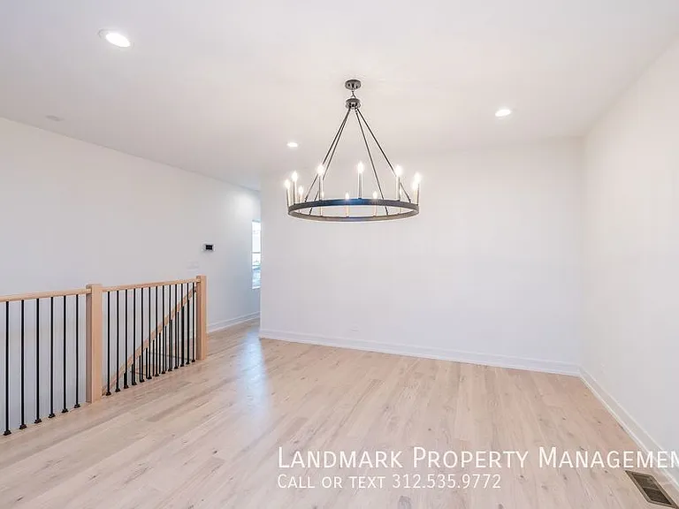 1726 W Cullerton St #1 — Photo 17