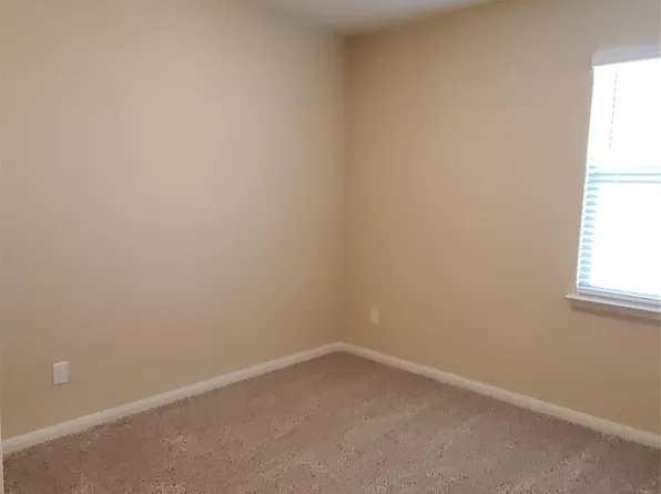 1911 Lilac Dr, Princeton, TX 75407
