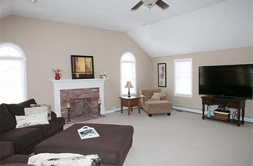 2nd image of 29 Blair Dr