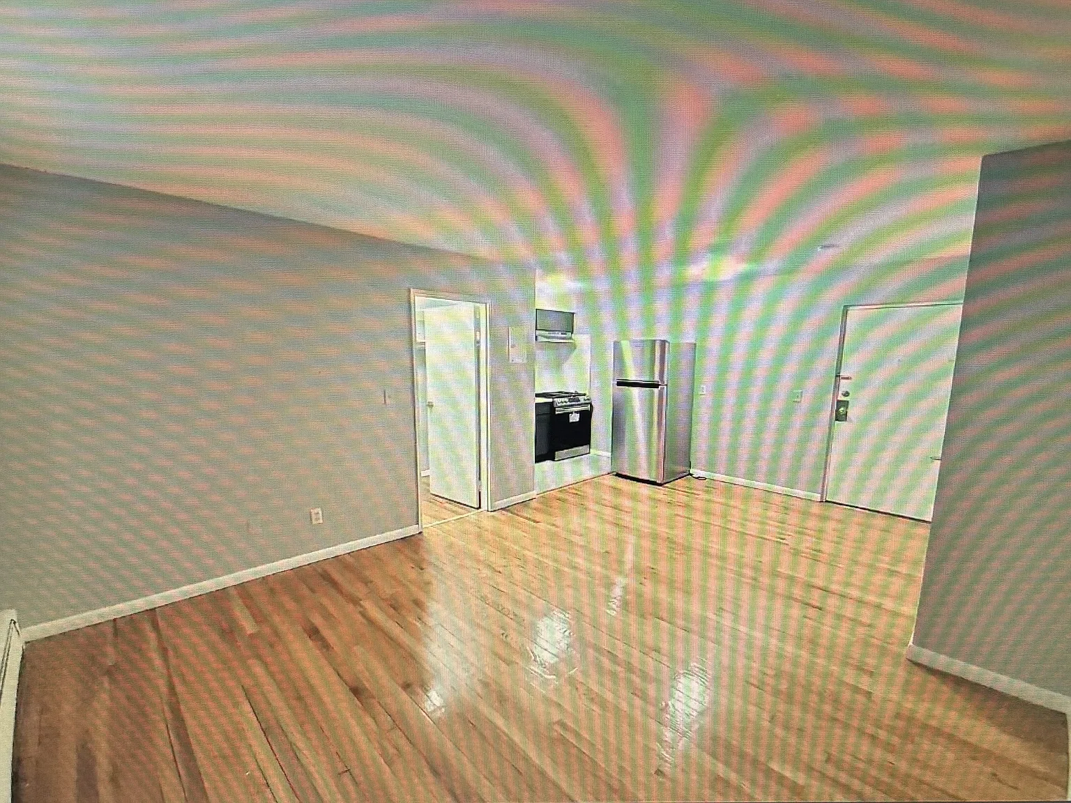2 bed, 600 sqft, $2,000 — Photo 2