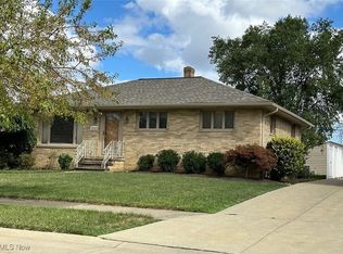 9912 Richard Dr, Brooklyn, OH