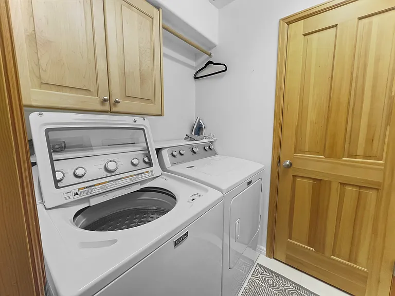 2480 Deer Lake Dr #1-B — Photo 13
