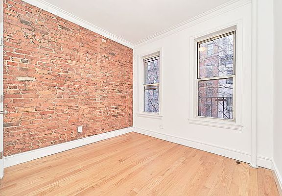 2nd image of 42 Grove St #5DD