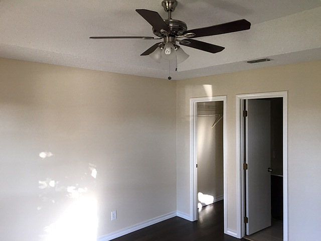 2nd image of 2373 Munich St