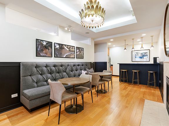 4th image of 742 Lasalle St #5