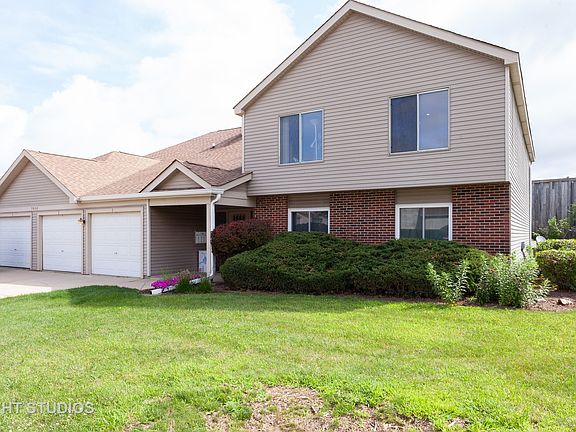 2nd image of 7040 Newport Dr APT 102