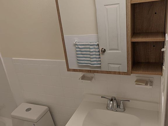 3rd image of 5 Silvestri Cir Unit 1