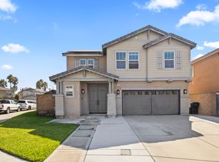6323 Echo Hills Ln, Fontana, CA 92336