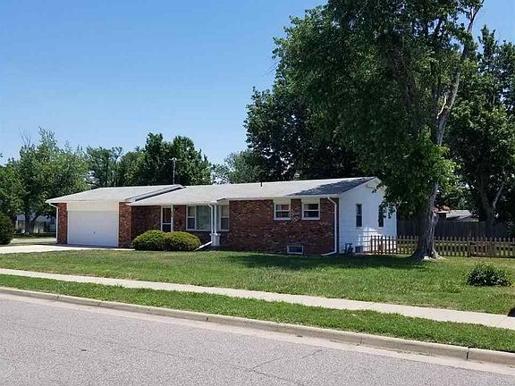 4th image of 501 E 24th Ave