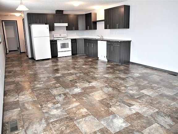 2nd image of 10487 103rd St