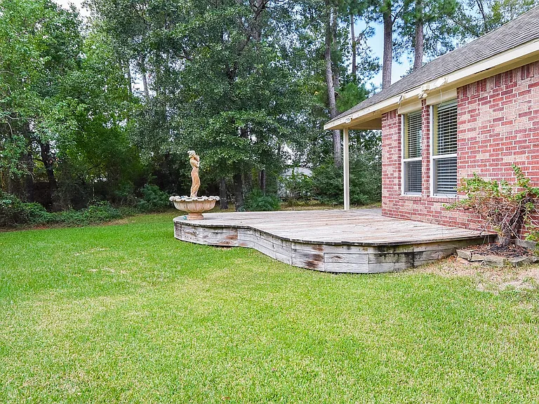 25203 Oak Villa Dr — Photo 33
