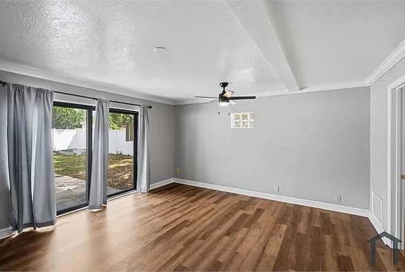 1307 Baltimore Dr — Photo 17