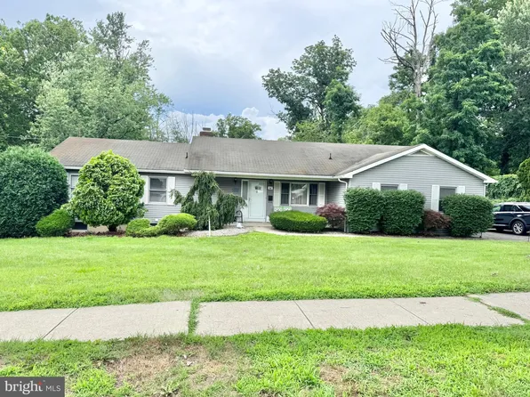 150 Main St, Hamilton, NJ 08620