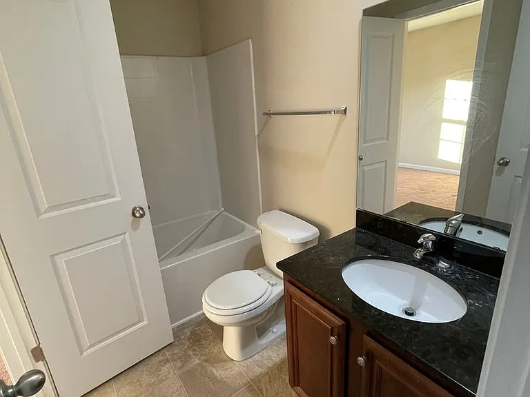 123A Winterberry Ln #A — Photo 22