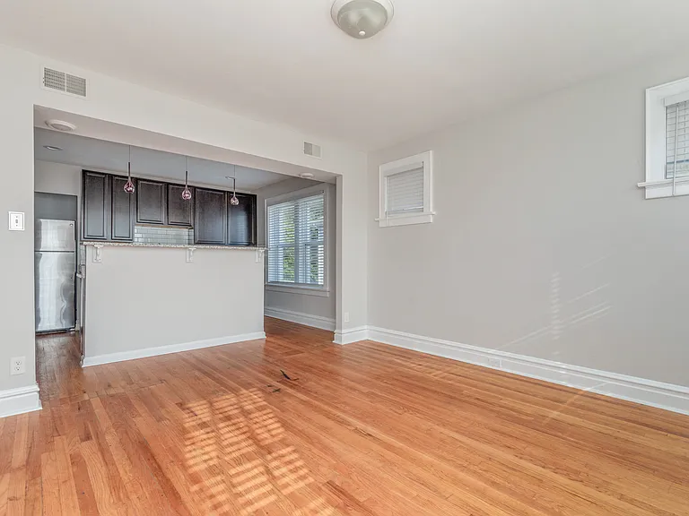 1555 Tamm Ave #B — Photo 6
