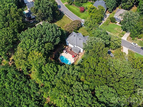 3rd image of 1208 High Brook Dr