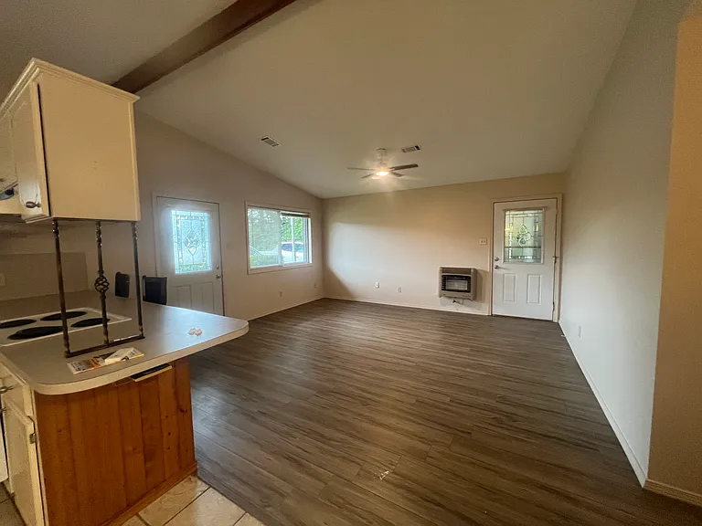 301 Wildwood Cir — Photo 14