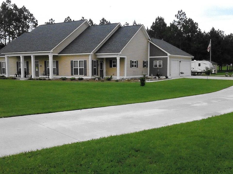 OUTSIDE VIEW &  4 ACRES