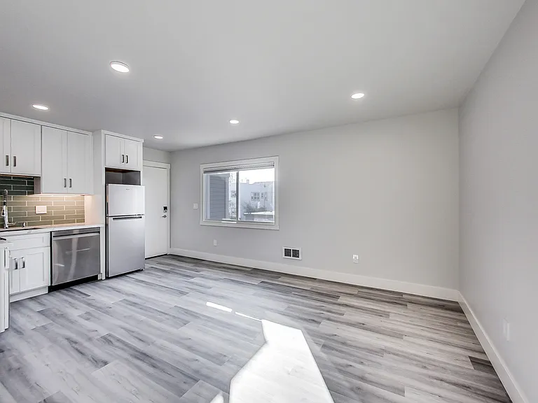 3413 Adeline St #4 — Photo 3