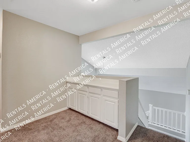 319 Simon Bolivar Dr — Photo 22