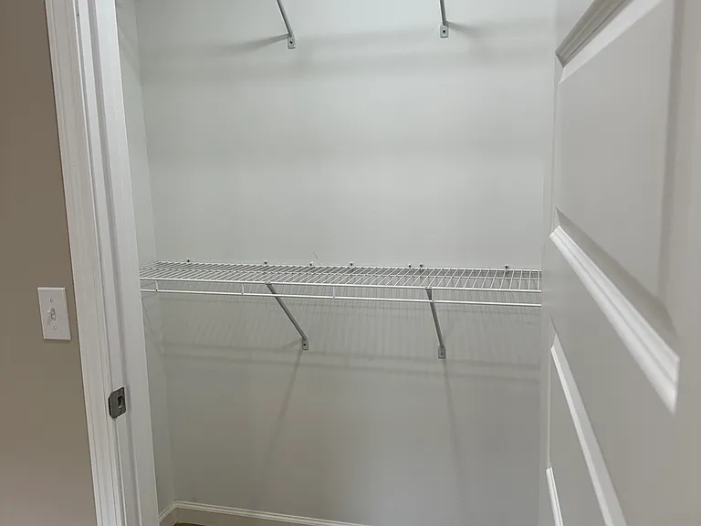 513 W Northend Ave #A — Photo 9