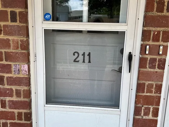 211 W G St, Kannapolis, NC 28081