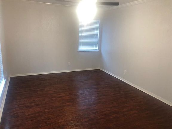 3rd image of 2602 Arcady Dr