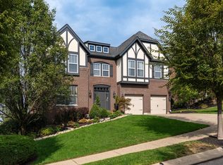 49 Villagrande Blvd, Fort Thomas, KY 41075