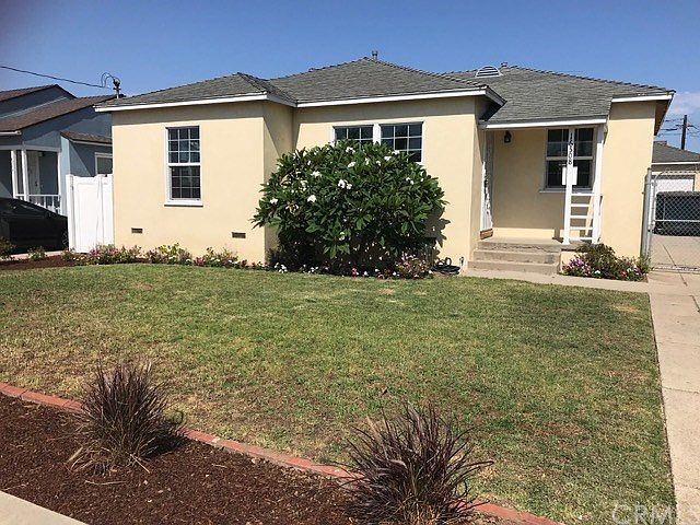 1st image of 16508 Gramercy Pl