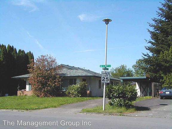 2nd image of 204 SE 157th Ave