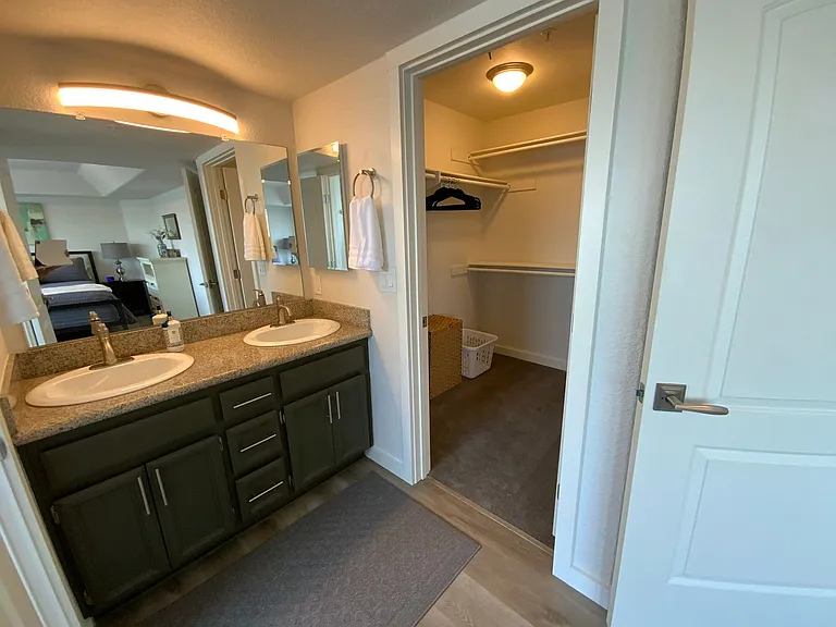 240 Dahlia Ave #C — Photo 14