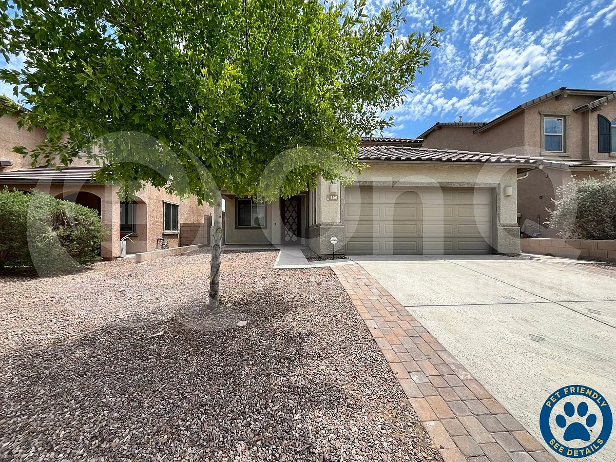 4 bed, 3.5 bath, 2247 sqft, $2,049 — Photo 1