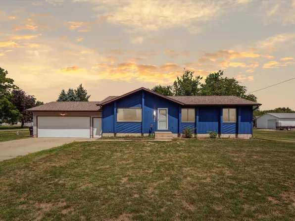 405 12th St, Brodhead, WI 53520