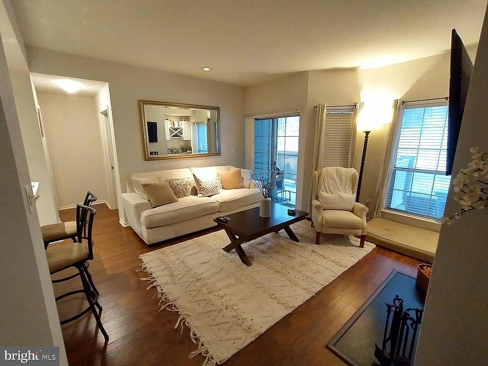 1st image of 3904 Penderview Dr APT 706