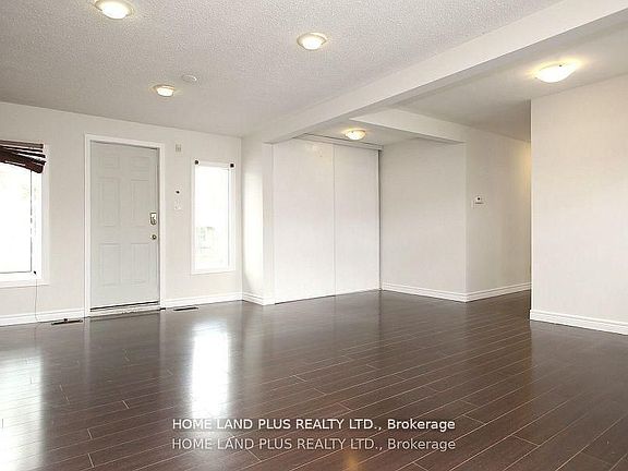 4th image of 189 Maplehurst Ave