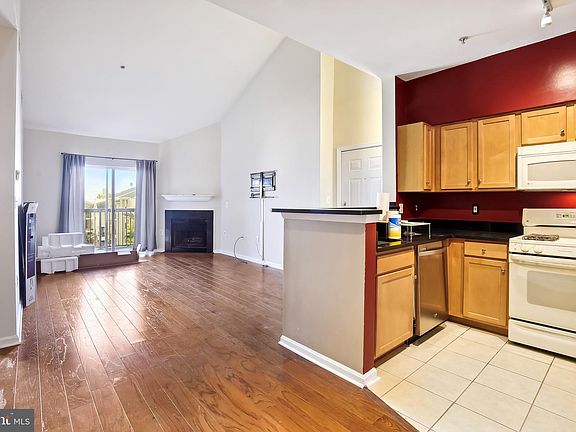 5th image of 5121 Travis Edward Way