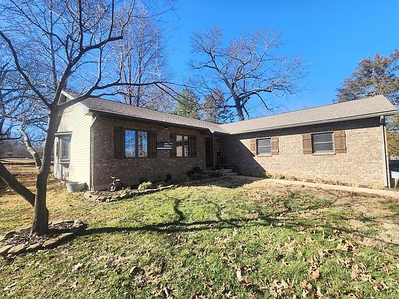 2nd image of 1605 Padgett Street