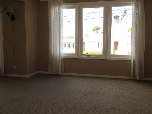 5th image of 2226 31st Ave