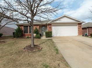 1433 Trading Post Dr, Fort Worth, TX 76131