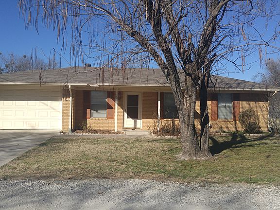 4th image of 303 Mimosa St