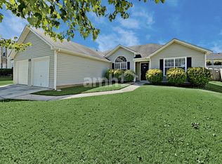 702 Fletcher Dr, Winder, GA 30680