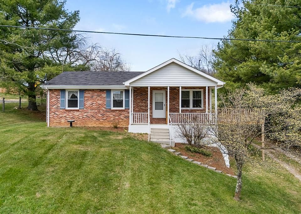 1st image of 320 Saint Lukes Rd