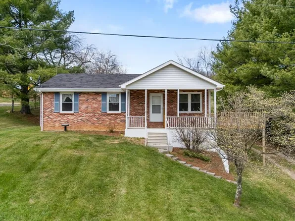 320 Saint Lukes Rd, Wytheville, VA 24382