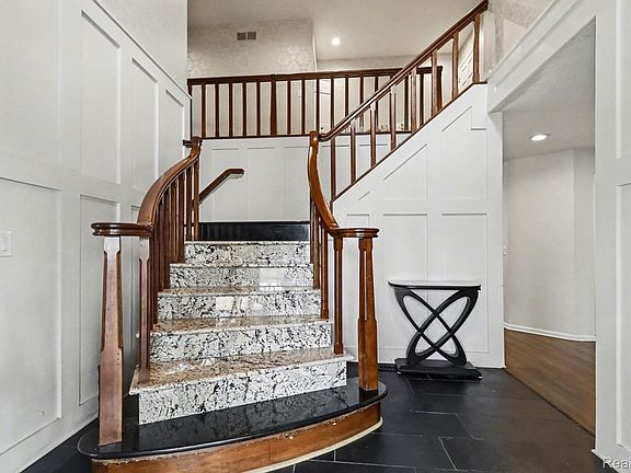 3rd image of 100 N Latson Rd