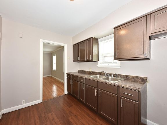3rd image of 4251 N 47th St #4251