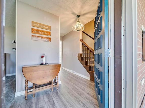 4th image of 2095 Cardington Ave